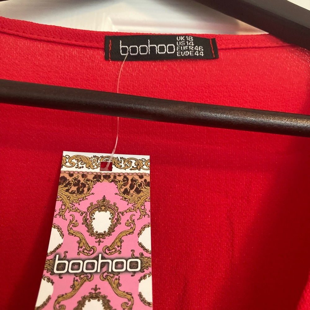 Red blouse - Picture 2 of 2